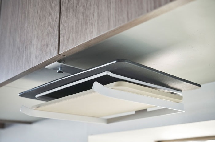 �v���[�g�@�˒I���܂Ȕz���_�[(Under Shelf Cutting Board Rack Plate) �z���C�g 3571