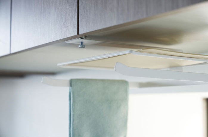 �v���[�g�@�˒I���܂Ȕz���_�[(Under Shelf Cutting Board Rack Plate) �z���C�g 3571