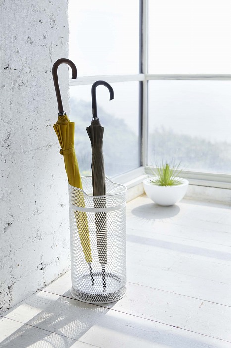 07926 �P���ă��E���h���b�V���@�z���C�g(UmBRella Stand Round Mesh WH) �z���C�g
