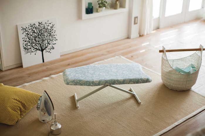 3957 �k������炵�̒�ԁ@�����v���X(Nordic Style Ironing Board Solution Press) �u���[