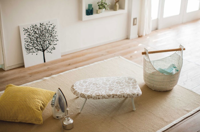 4010 �k������炵�̒�ԁ@�X�`�[���A�C������(Nordic Style Steam Ironing Board) �A�C�{���[