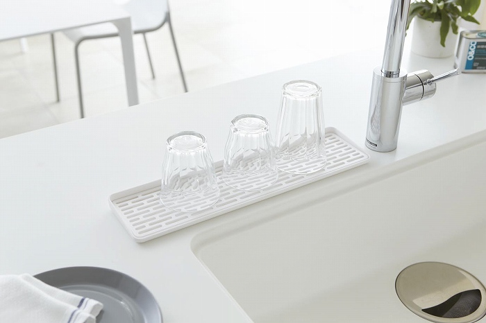 �X�����O���X�}�O�X�^���h�@�A�N�A(Slim Glass & Mug Stand AQUA) �z���C�g 2621