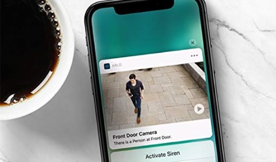 Arlo Smart Premier�v���������N�x�����I