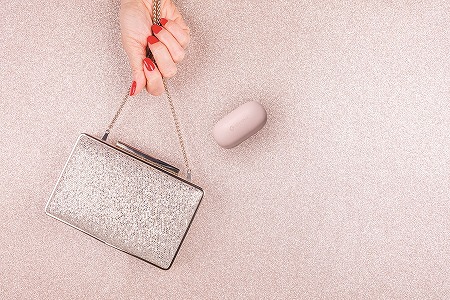 �R���p�N�g�P�[�X