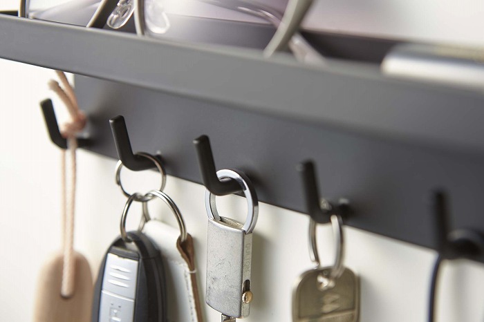 �}�O�l�b�g�L�[�t�b�N���g���C�@�X�}�[�g�@�u���b�N(Smart Magnetic Key Rack With Tray BK) �u���b�N 02755
