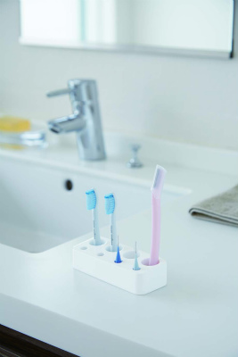 ���u���V�����ԃu���V�X�^���h�~�X�g�@�z���C�g