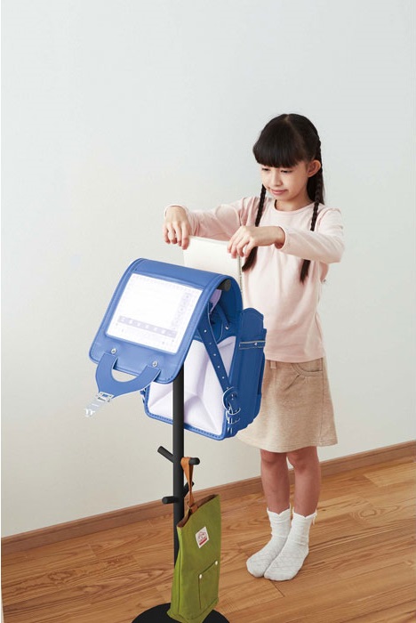 �X�}�[�g�@�����h�Z���X�^���h�i�u���b�N�j(School Bag Stand Smart BK) 03495