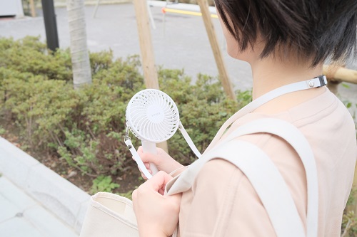 ��|���t�@�� �X�g���b�v�t���Ŏ񂩂牺����΃n���Y�t���[