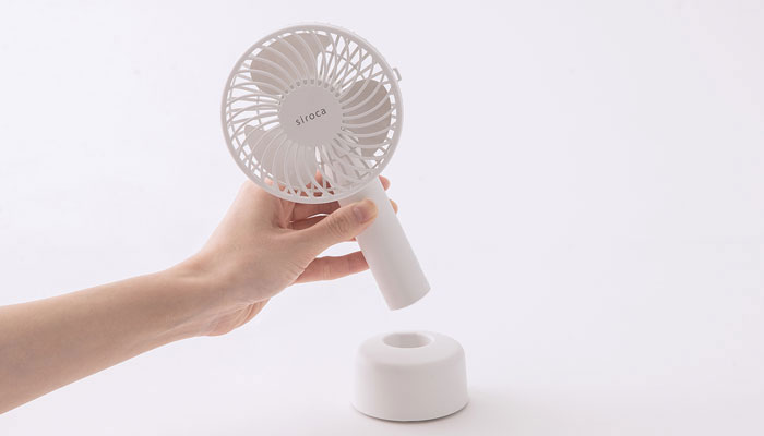 �t���̃X�^���h�Œu�������[�d�B