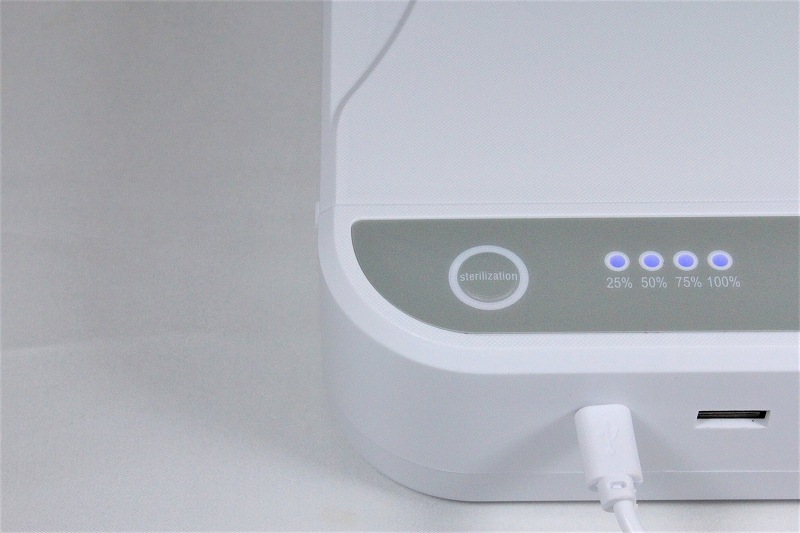 UV���ۃX�}�z�P�[�X�@6�C���`�Ή� QUC-001