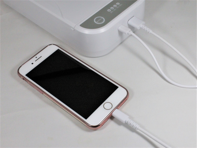 UV���ۃX�}�z�P�[�X�@6�C���`�Ή� QUC-001