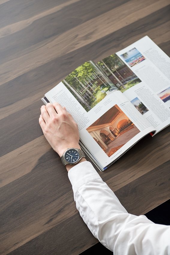 �����l������r�W�l�X�V�[���Ƀ}�b�`����f�U�C��