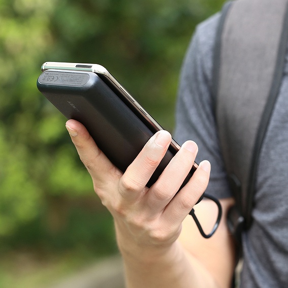 AUKEY�@���o�C���o�b�e���[ 20100mAh PD�Ή� PBXD20BK ���o�͋}���[�d�ɑΉ�