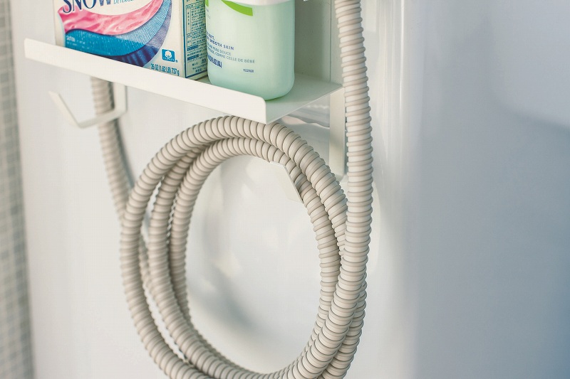 �z�[�X�z���_�[�t������@���}�O�l�b�g���b�N�@�v���[�g�@�z���C�g(Washing Machine Side Magnet Rack With Water Supply Hose Holder Plate) �z���C�g