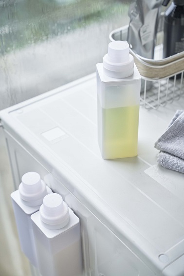 �}�O�l�b�g�l�ߑւ��p�����h���[�{�g���@�~�X�g�@�z���C�g