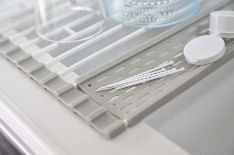 �܂��ݐ��؂�@�v���[�g�@�V���R�[���g���[�t���@�k�@�z���C�g(Folding Drainer With Silicone Tray L) �z���C�g 5056