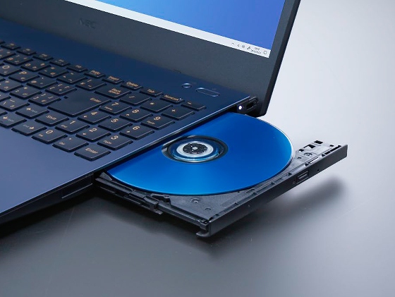 PC-N1585AZL-2 �m�[�g�p�\�R�� LAVIE N15 15.6�^ AMD Ryzen 7 Extreme Edition Radeon �O���t�B�b�N�X �I�����C���Q�[���@FPS�@IPS�@��F�؋@�\����