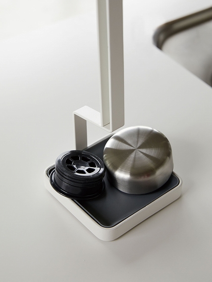 �g���[�t���}�O�{�g���X�^���h �v���[�g �z���C�g