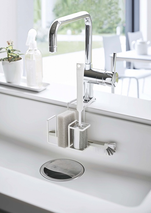 �֌��ɂ�����X�|���W���u���V�z���_�[�@�v���[�g(Sling Sponges & BRush Holder) �z���C�g 5082