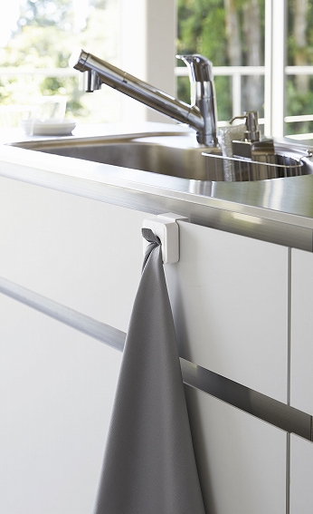 �V���N���^�I���z���_�[ �A�N�A �z���C�g