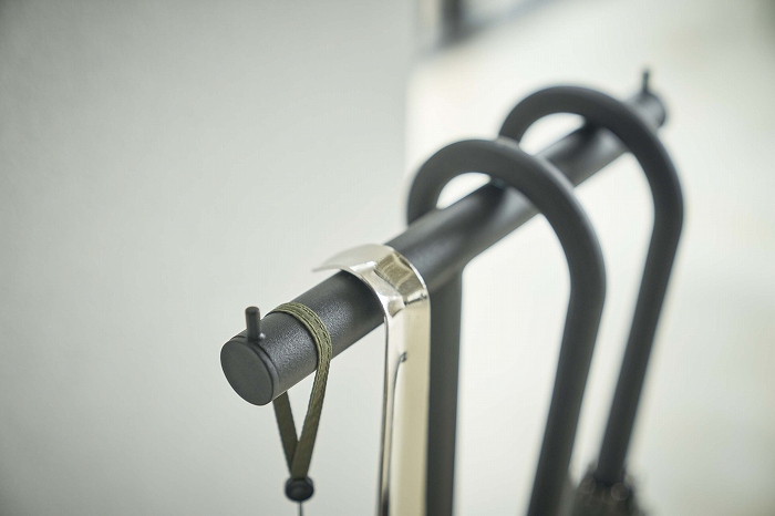 4896 �n���M���O�������ā@�X�}�[�g�@�z���C�g(Hanging Umbrella Stand WH) �z���C�g