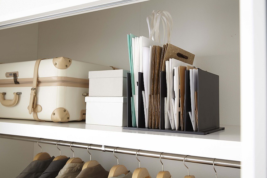 ���܎��[�X�^���h�@�X�}�[�g�@�u���b�N