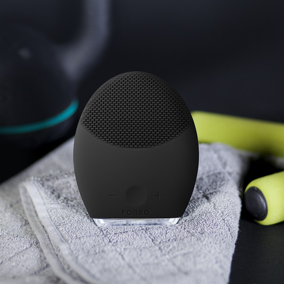 FOREO�@�t�H���I �R�X�g�p�t�H�[�}���X������ ���e�����Y�@