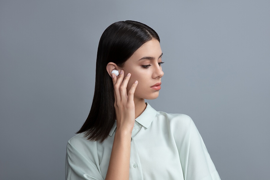 �I�b�|�@�����C���z���@�p���t���Ȓቹ��ƃN���A�ȉ��������� �@1 ��̏[�d�ōő�5���ԍĐ��̃o�b�e���[ 