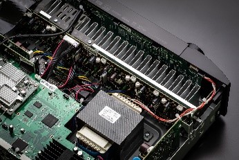 �}�����c�@Marantz  AV�A���v �V���o�[�S�[���h NR1711FN [�n�C���]�Ή� /Bluetooth�Ή� /Wi-Fi�Ή� /���C�hFM�Ή� /5.1.2ch]