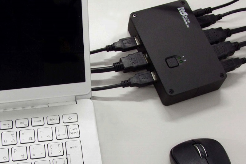 �茳�ɒu���Ă��ז��ɂȂ�Ȃ��R���p�N�g�݌v