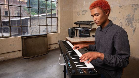 ��z�����p�t�H�[�}���X�E�R���g���[���[