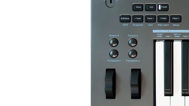 DTM���Ӌ@�� NEKTAR�@�l�N�^�[  �kUSB MIDI�R���g���[���[�lImpact LX25+