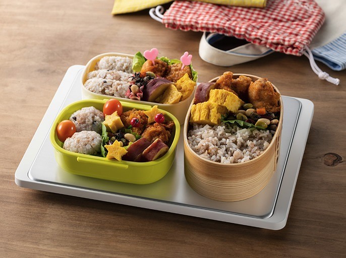 ����M�����