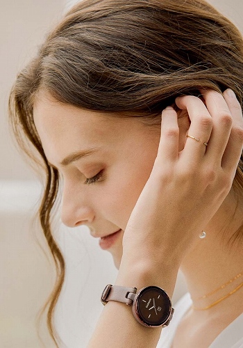 �X�|�[�c�A�N�Z�T���[�E�T�|�[�^�[ �E�F�A���u���[���E�����ʌv �E�H�b�`�^�C�v GARMIN�@�K�[�~��  010-02384-42 Lily Sport Deep Orchid / Midnight Orchid