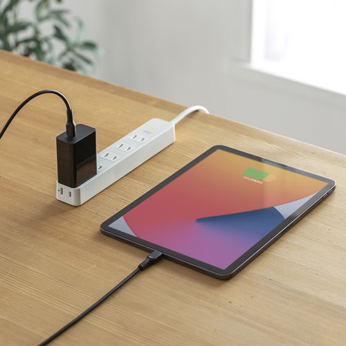 Type-C�|�[�g���ڃ^�u���b�g��X�}�z�̏[�d�ɂ�