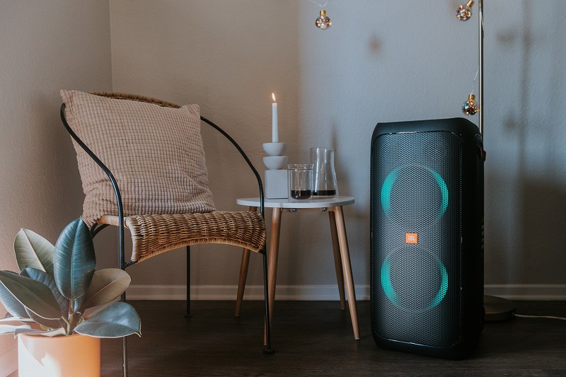 �S�ɋ����d�ቹ�ƈ��|�I���͂̍�����������ɐi���I