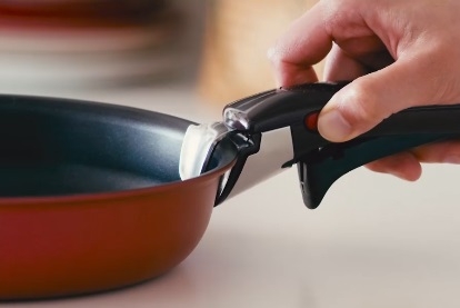 �Ў�Ŋy�X�̃����^�b�`���E