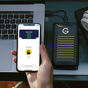 �ϋv���ɗD�ꂽ�Í����|�[�^�u��SSD