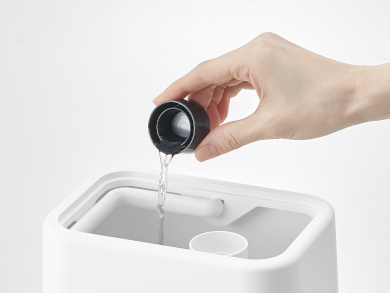 ���^���N�ɃA���}�I�C���E�A���}�E�H�[�^�[�𒼐ړ���邱�Ƃ��\�ł�