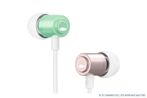 �s���N�Ɛ��F�̃n�E�W���O�A�L�L�ƃ��������󂳂�Ă��܂��B