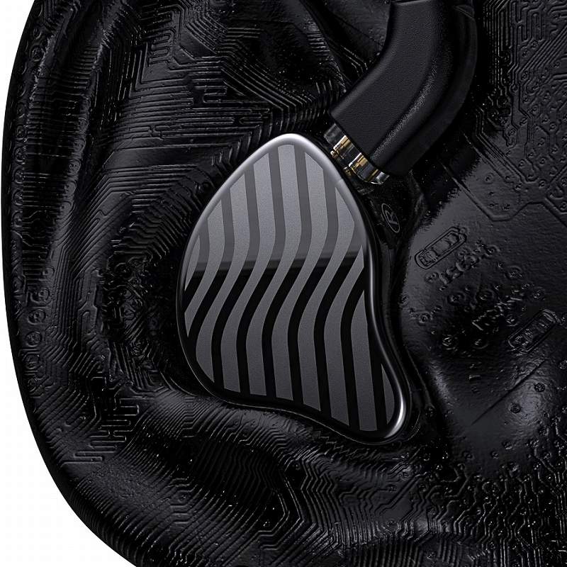 �J�X�^��IEM��f�i�Ƃ�����G���S�m�~�N�X�f�U�C���̃V�F���n�E�W���O