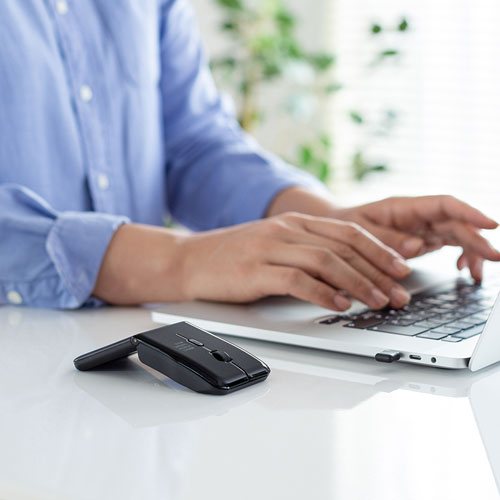 �d�g��Q�ɋ���2.4GHz�f�W�^����