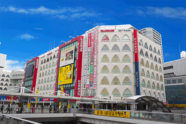 ビックカメラ柏店外観