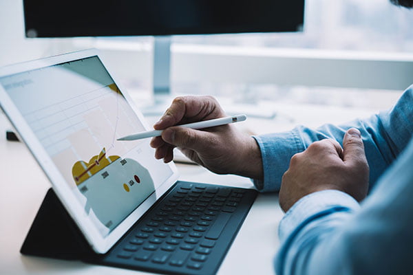 2in1�p�\�R���̑I�ѕ��b3�̃|�C���g ���̑��̃`�F�b�N�|�C���g