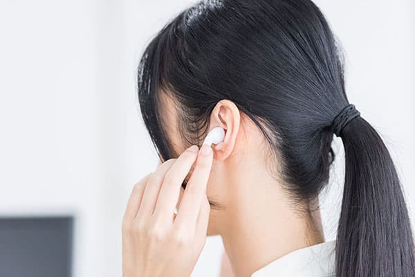 イヤホンを選ぶときにチェックしておきたいポイント 音の聴こえ方