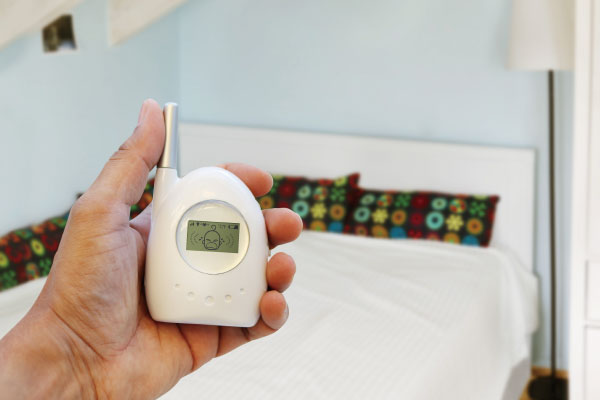 ベビーモニターの選び方 赤ちゃんの見守りに便利な検知機能をチェック 赤ちゃんの声に反応できる音声検知機能