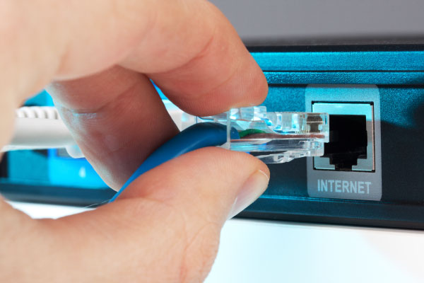 デスクトップパソコンの選び方 デスクトップパソコンのスペック ネットワーク機能(Wi-Fi/有線LAN)をチェック