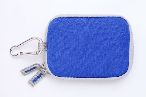 iPhone�����̃C���z���̑I�ѕ� ���ꂼ��̐ڑ����@�Ŋm�F���Ă��������|�C���g �y�L���z�P�[�X�t�����Ǝ����^�тɕ֗�