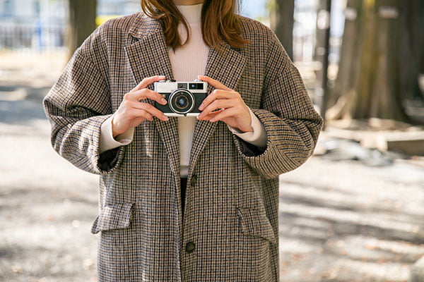 �t�B�����J�����Ƃ́H�����炽�߂Ē��ڂ���Ă��闝�R�Ɩ��� �f�W�^���J������X�}�z�A�v���Ƃ̈Ⴂ���ĂȂɁH