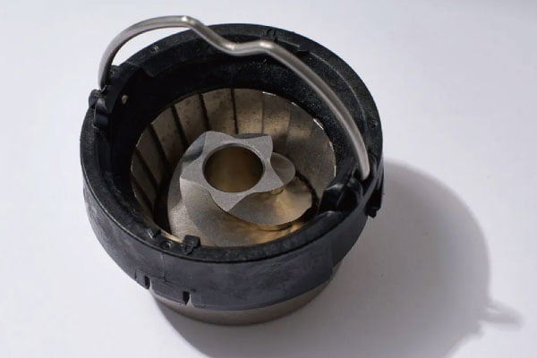 �S�����R�[�q�[���[�J�[�̑I�ѕ� �~���̎�ނ��m�F���悤 �R�j�J�����E�R�[�����i�~�����^�j